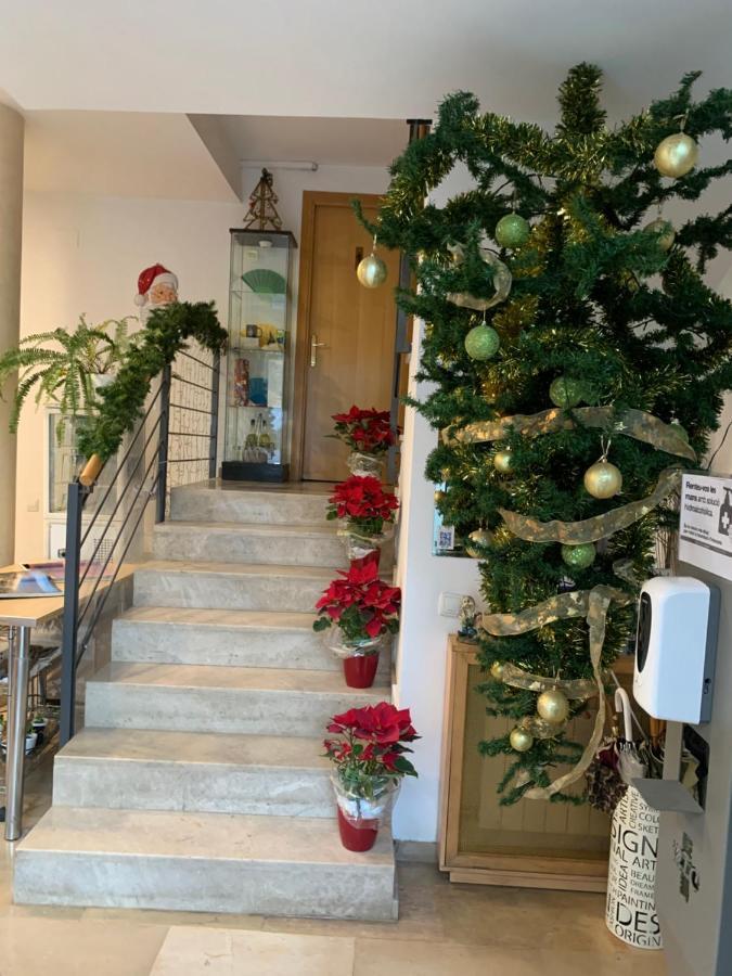 Hotel Cosmos Тарагона Екстериор снимка