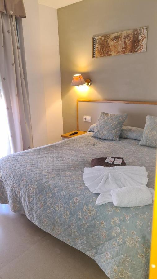Hotel Cosmos Тарагона Екстериор снимка