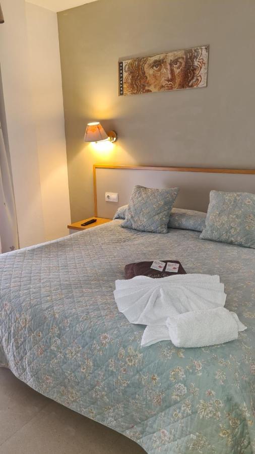 Hotel Cosmos Тарагона Екстериор снимка