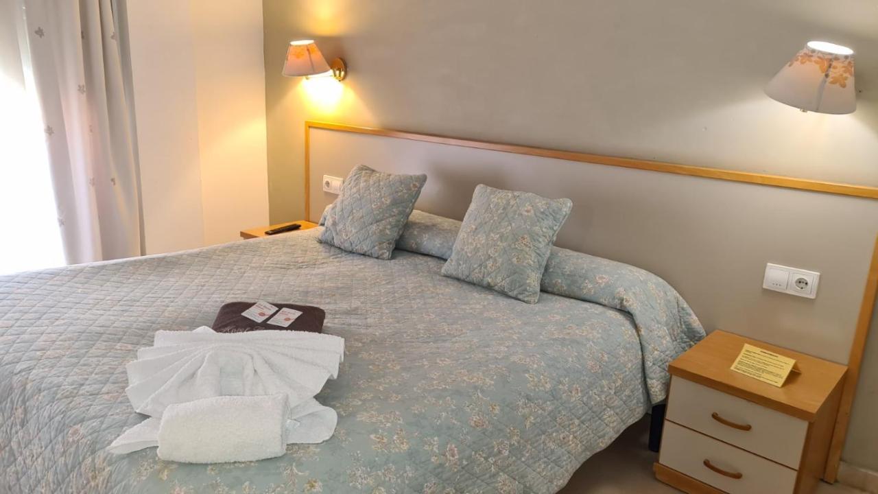 Hotel Cosmos Тарагона Екстериор снимка